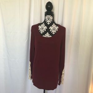 Maroon long sleeve with accent